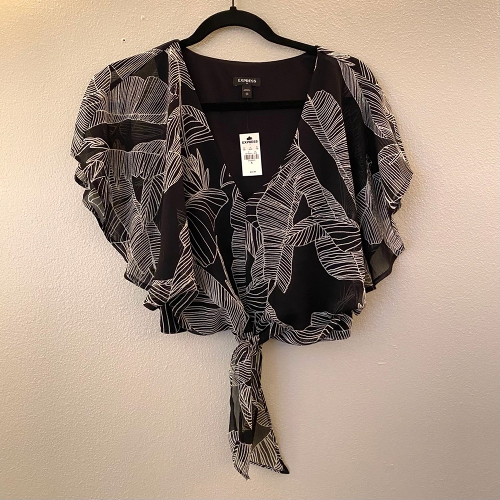 NWT EXPRESS Tie front tropical print blouse